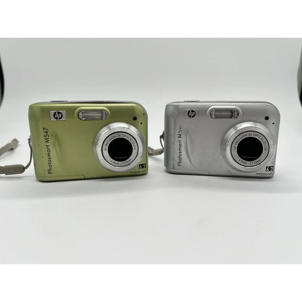 Lot Of‎ 2 HP PhotoSmart M547 6.2MP Digital Cameras For Parts